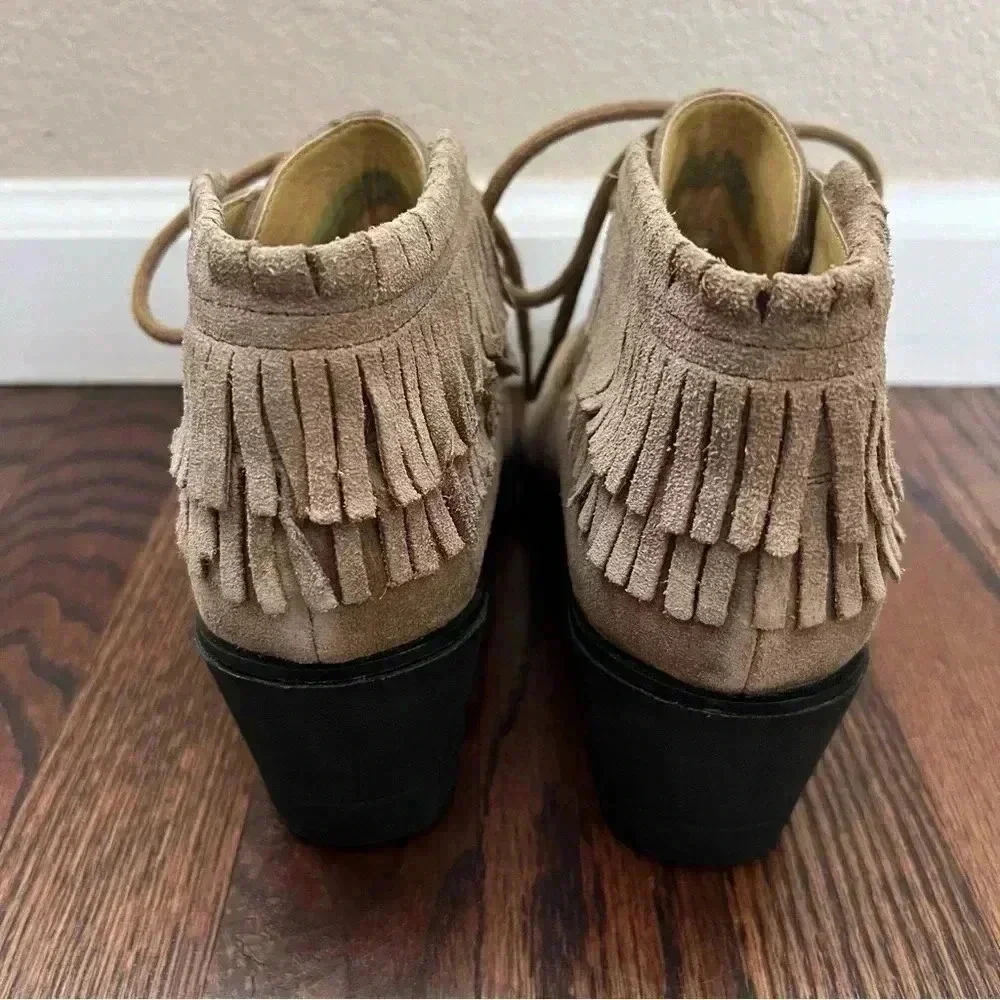 Bussola Leeds Suede Tan Layered Fringe Lace Up Wedge Ankle Bootie Shoes 6.5, 37.